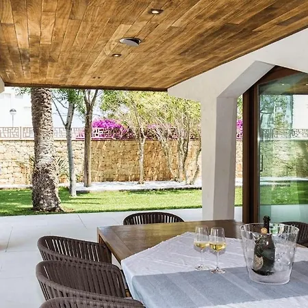 Villa Chalet De Lujo En *